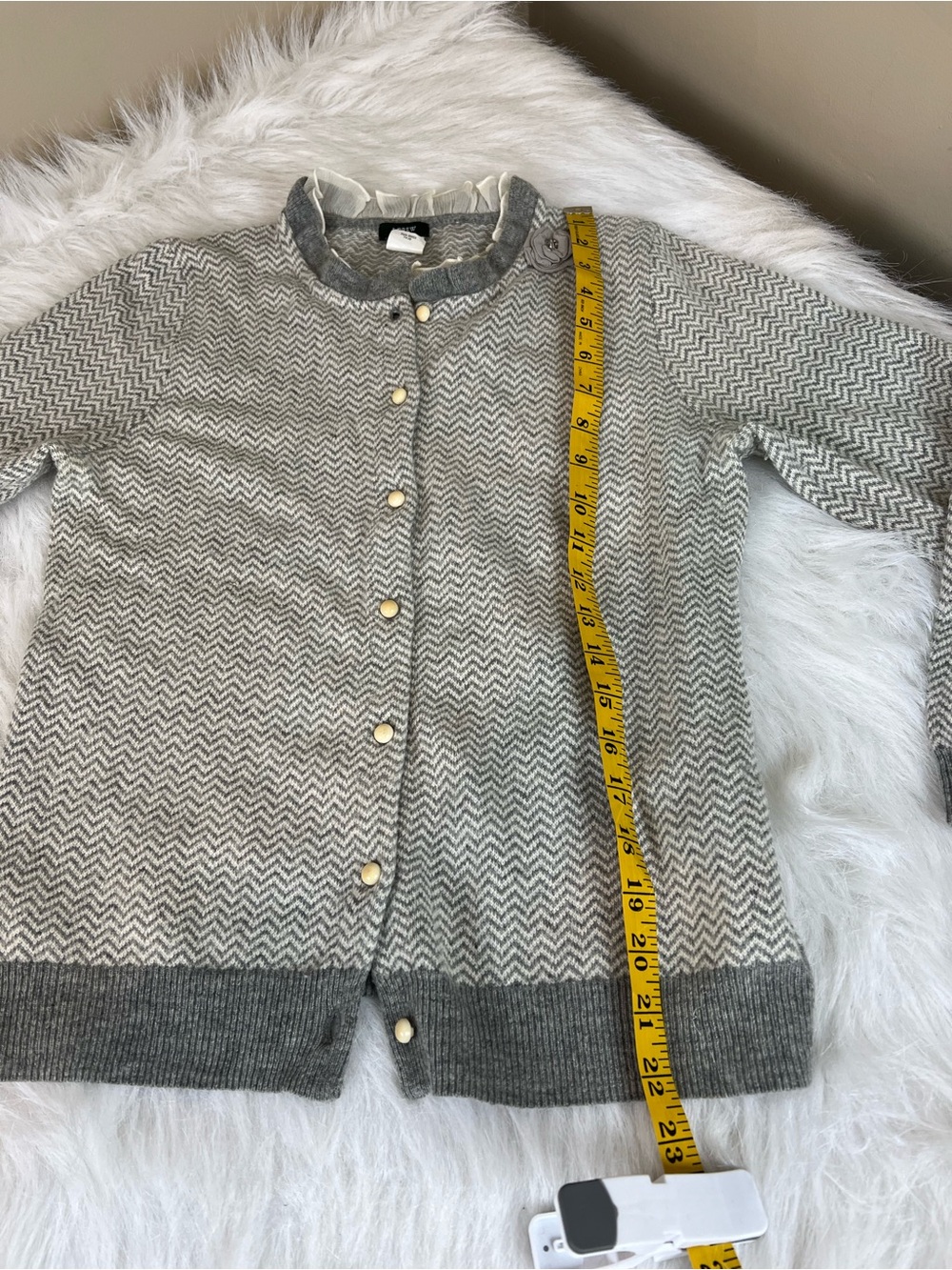 Vintage J crew herringbone Button-Front Cardigan Sweater in Gray and Cream small - Picture 5 of 10